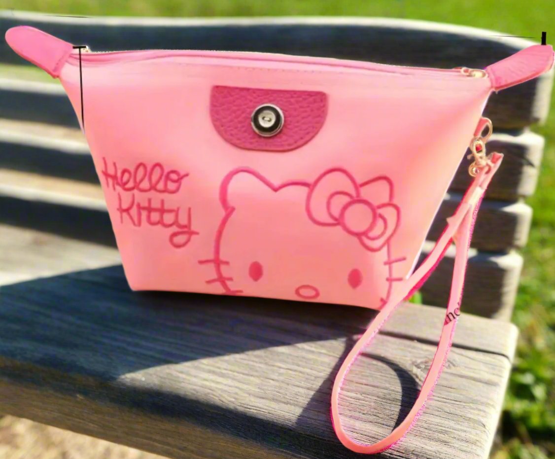 HK Makeup Bag - Baby Pink (COMING 8/27/24) - The Pink Makeup Box