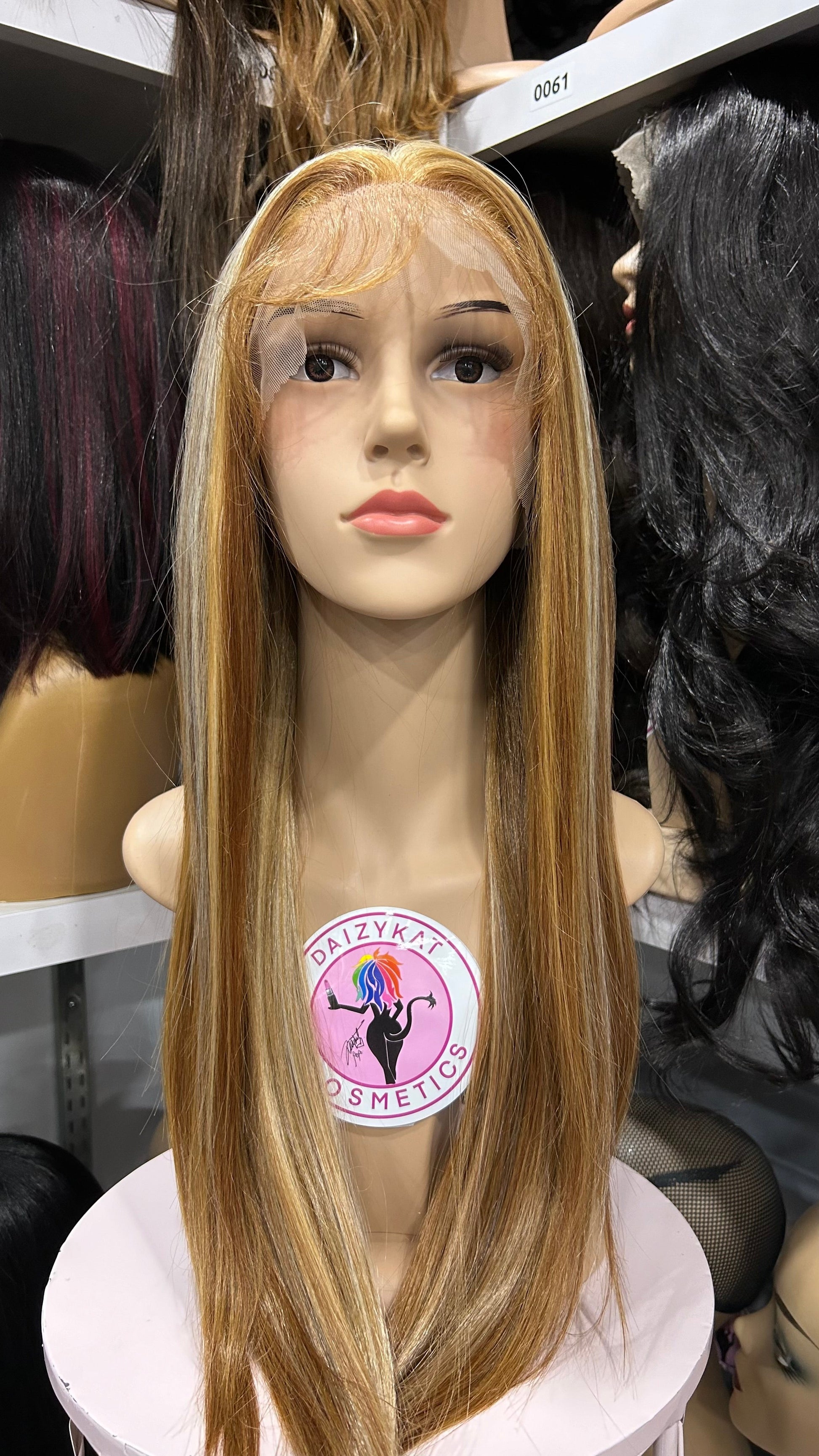 #72 Cher - 13x6 Free Part Lace Front Human Hair Blend Wig - Color Chunky Highlights Blonde 32in - The Pink Makeup Box