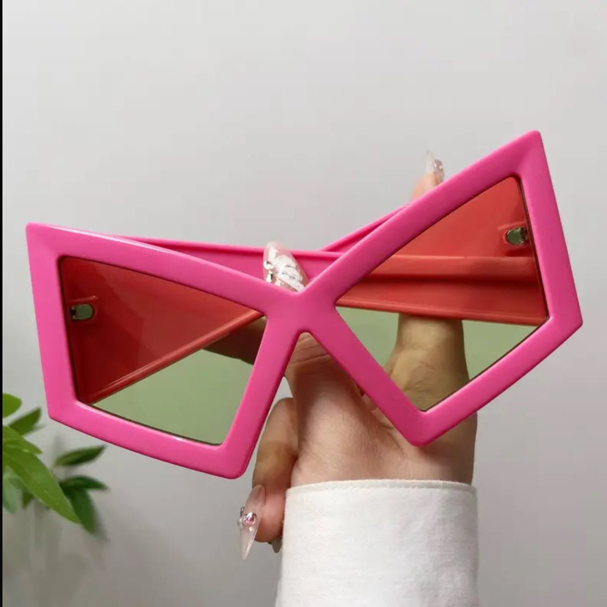 Oversized Cat Eye Shades - Pink - The Pink Makeup Box