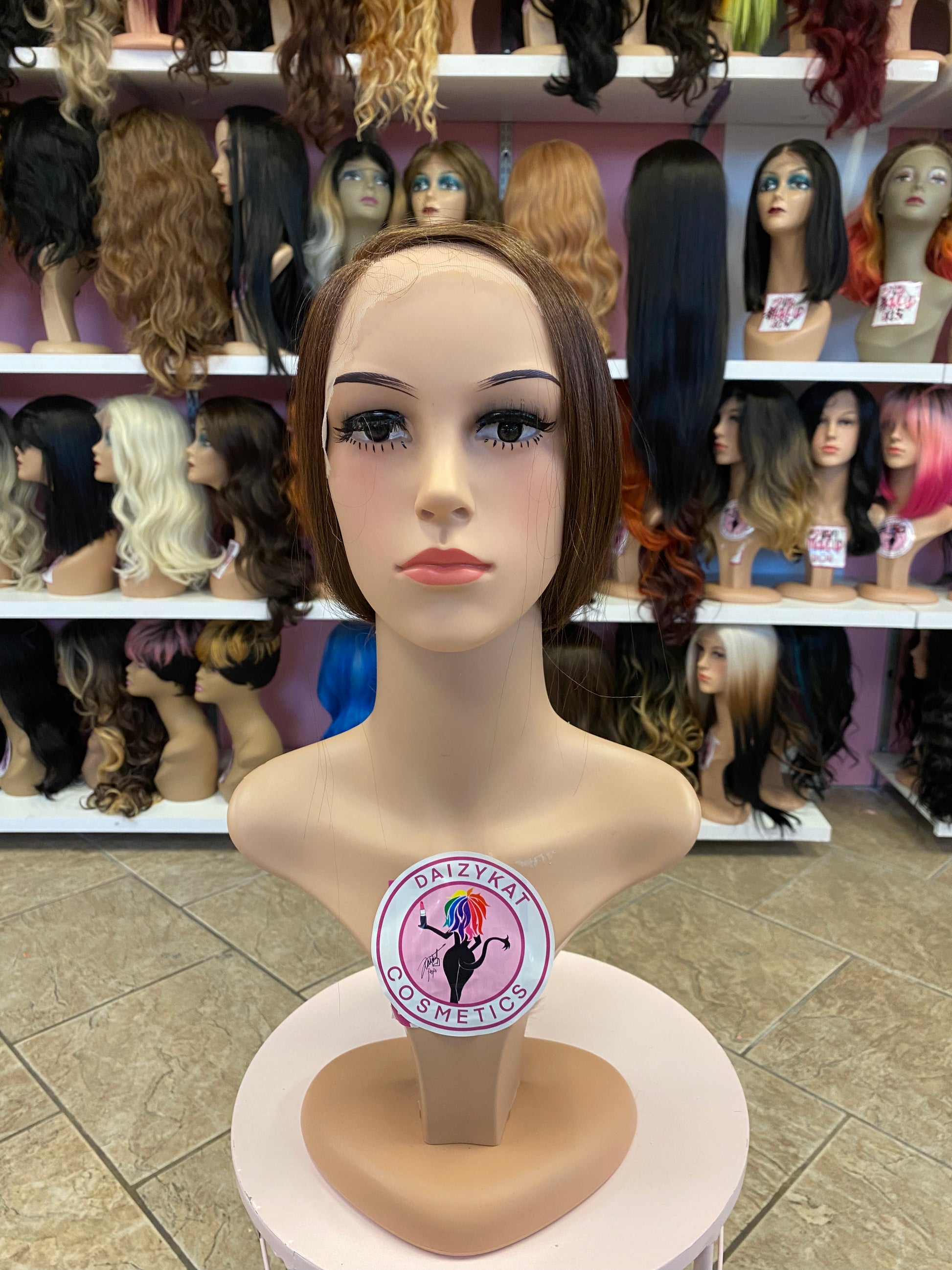 264 Charlotte - Right Part Lace Front Wig - 4/30 - DaizyKat Cosmetics 264 Charlotte - Right Part Lace Front Wig - 4/30 DaizyKat Cosmetics Wigs