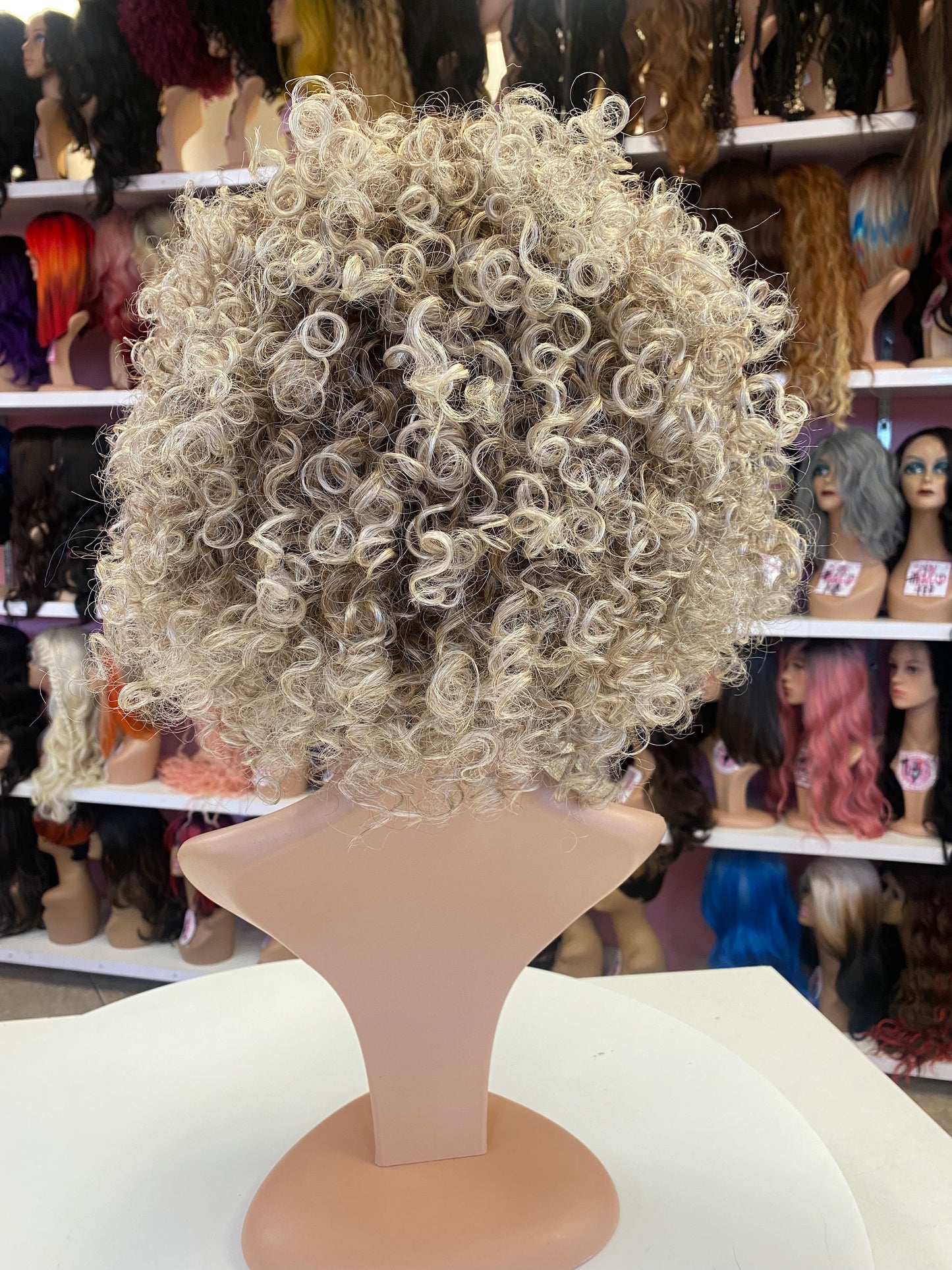 192 Gianna - Short Curly Wig ASH.BLONDE - DaizyKat Cosmetics 192 Gianna - Short Curly Wig ASH.BLONDE DaizyKat Cosmetics Wigs